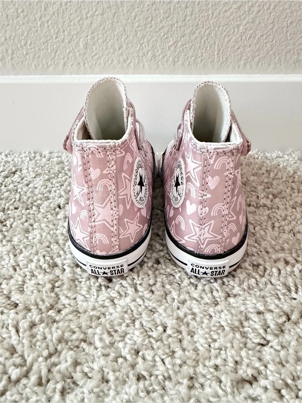 NWOT Converse Toddler Girls Chuck Taylor All Star High-Top Sneakers Size 7C